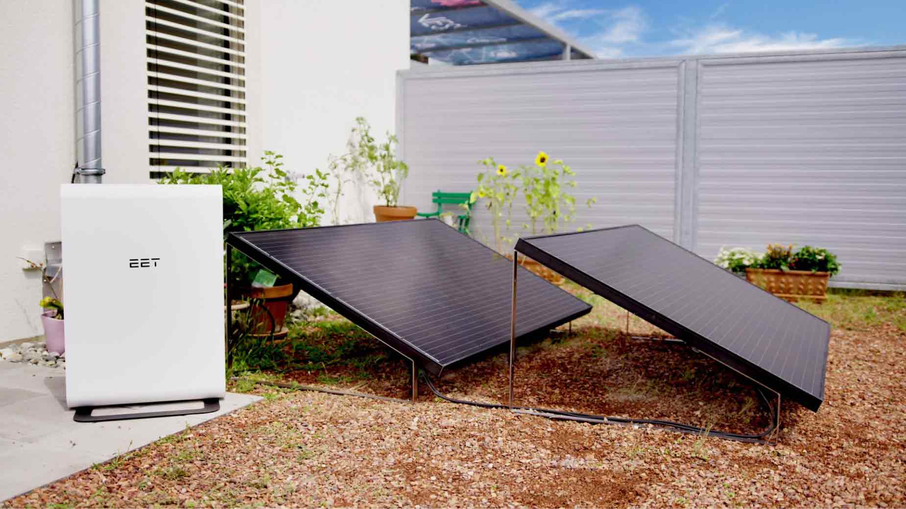 EET Solar PV systeem in de tuin